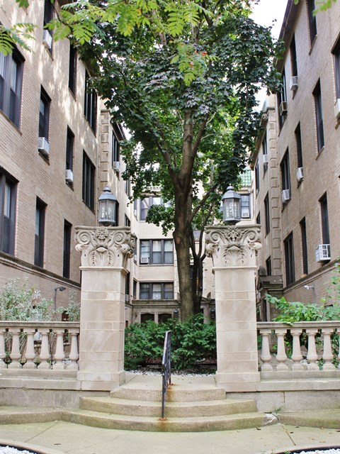 617-25 W. Melrose Studio-2 Beds Apartment for Rent - Photo Gallery 37